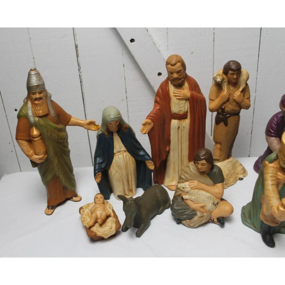 VTG 9pc Nativity Scene Set Ceramic Hand Painted Figures/Animals